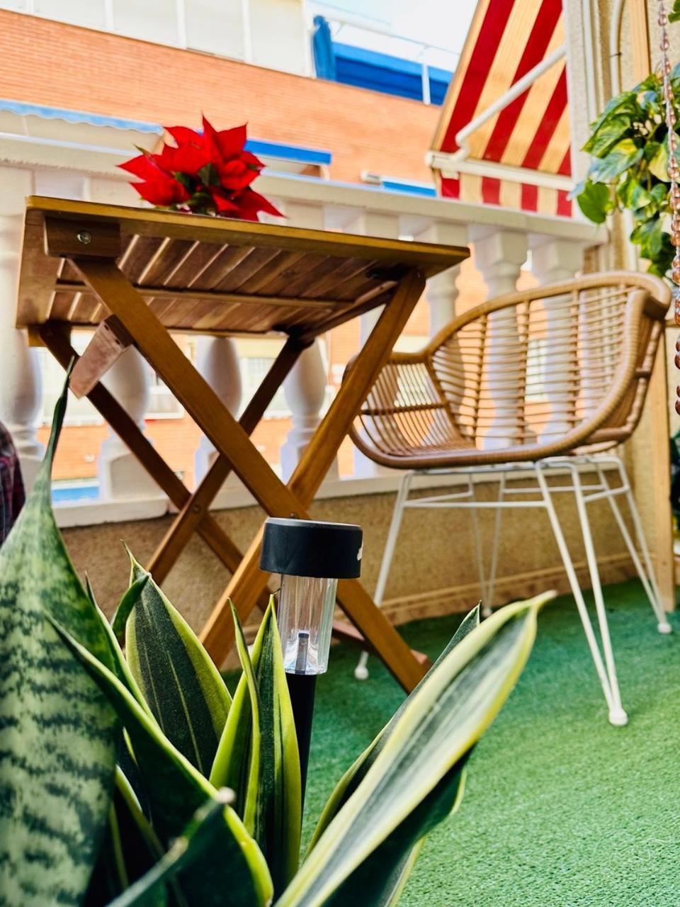 Studio La Playa Торрев'єха Екстер'єр фото
